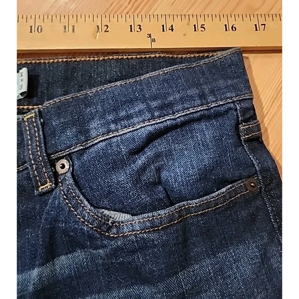 True Craft Men's Straight Leg Jeans 34x3o Blue Wash Distressed Knees EUC